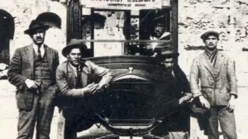 nikos_theologos_autokinito_1