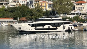 yacht_campari_skiathos_1