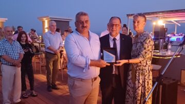 daniel_germanoi_timitiki_plaketa_mitzikos