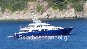 mega yacht L’Albatros_8