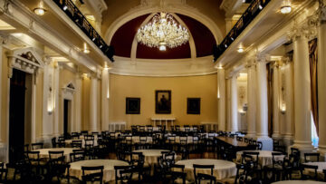 lesxi_axiomatikon_enoplon_dynameon