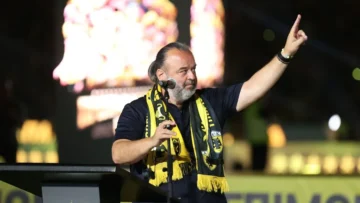 marios_hliopoulos_AEK