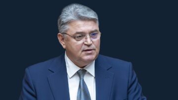 natsios_portreto